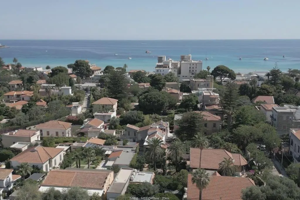 Apartment By The Sea Mondello Beach Palermo Italy