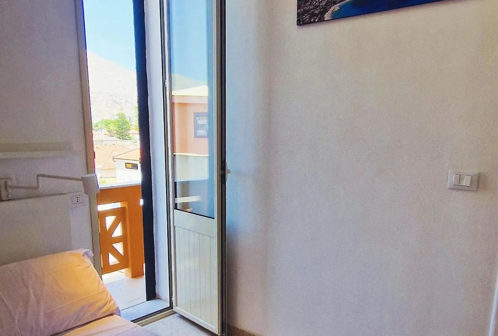 Apartment By The Sea Mondello Beach Palermo