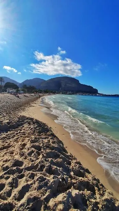 Apartment By The Sea Mondello Beach Palermo
